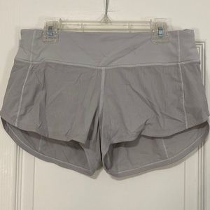 Lululemon White Low-Rise Speed Up Shorts - Size 4